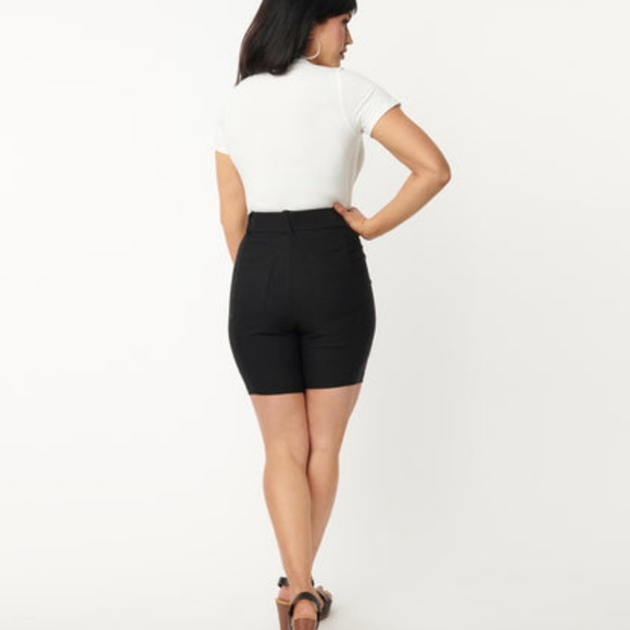 NWT Unique Vintage black Bermuda shorts with belt US XL 14 pinup retro - Picture 2 of 5